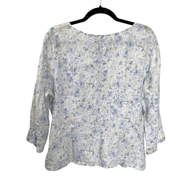 Liz Claiborne Blue and White Floral Button Front Blouse - Picture 4 of 6